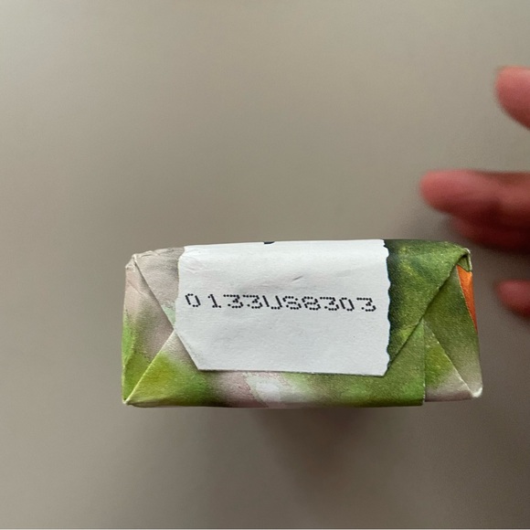 New Tom’s orange blossom, full size soap - Picture 2 of 8